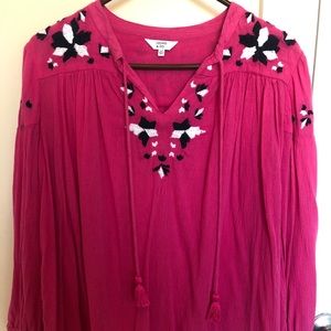 Crown and Ivy Peasant Hot Pink Embroidered Top